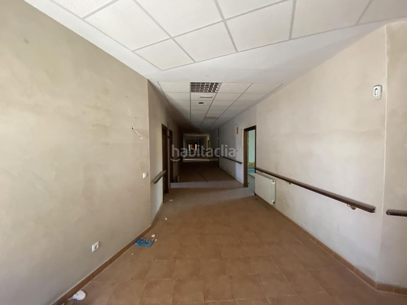 Foto f067b41d-a751-43db-a7aa-54e342e98e1d. Edificio in Belmonte