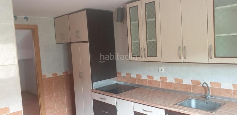 Foto dd756414-f4d2-4e0f-9366-7f6bcf2a80c9. Duplex con riscaldamento parcheggio piscina in Huelves