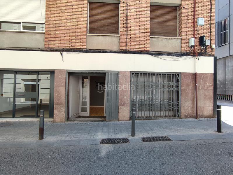 Foto 3125a0b8-937a-4cfb-810b-01ce792d187f. Alquiler local comercial local esquinero en alquiler. en Barcelona