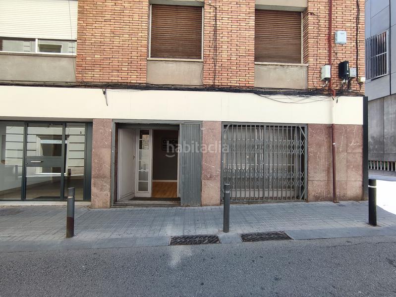 Foto 4d2a2b12-ec2c-449d-a820-b8419fc97659. Alquiler local comercial local esquinero en alquiler. en Barcelona