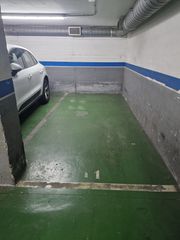 Lloguer Aparcament de moto  Carrer de sant gervasi de cassoles. Plaza de parking