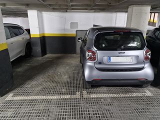 Parking coche  Carrer de valència