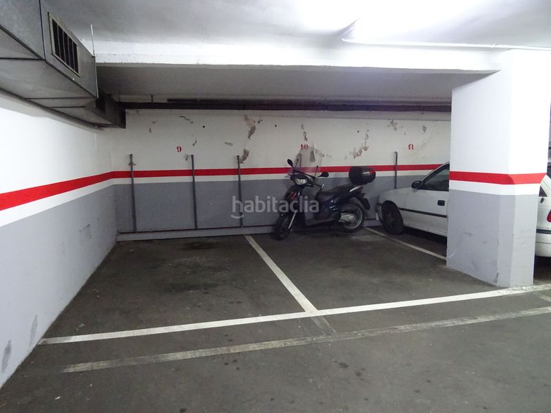 Foto b117dd6a-66af-4c94-9724-91daed9b506a. Autoparkplatz in La Font d´en Fargues Barcelona