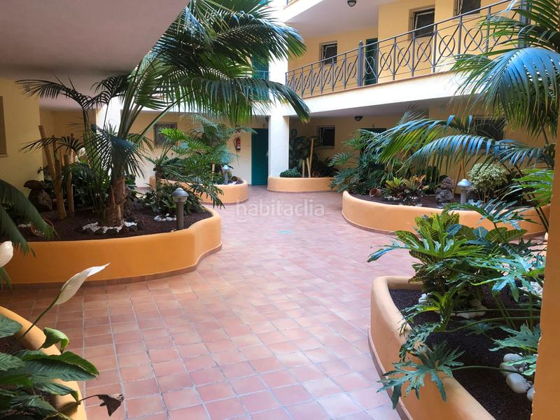 Foto be4e2a13-f011-40b8-aab2-b6f1957faf80. Piso en Los Cristianos Arona