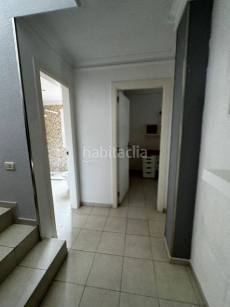 Foto aa66a1d3-8e01-4254-99c1-8475b6be0ca2. Casa aparellada amb aparcament a Fañabé - Ifonche y Benítez Adeje