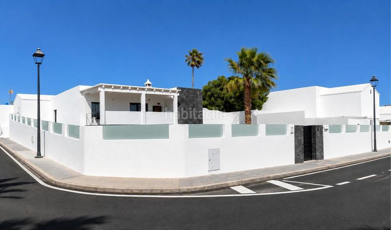 Foto 773be3ae-c9bf-40d5-bd3e-ed8cc6507f27. Casa amb aparcament a Tahiche Teguise