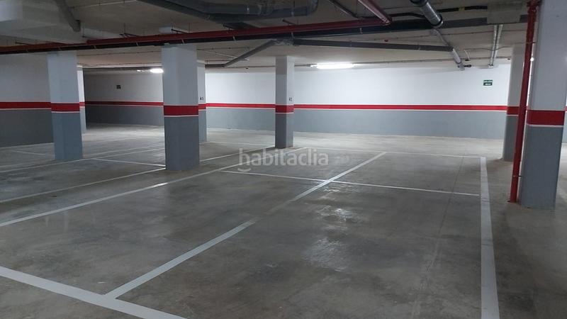 Foto 40db1d1e-c2fd-49be-8632-90b038b0d1c8. Autoparkplatz in avinguda de la generalitat 30 in Moncofa
