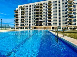 Location Appartement à Avinguda de la generalitat 18. Alquiler de temporada- apartamento con vistas al mar con piscina