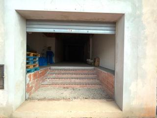 Local Comercial a Avinguda corts valencianes 3