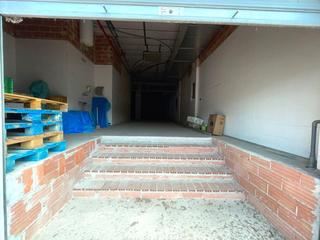 Locale commerciale in Avinguda Corts Valencianes 3