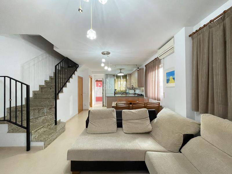 Foto ec1650a7-364c-4456-ba86-cfde927e2b07. Doppelhaus mit parking in La Torre-Playa de Chilches Moncofa