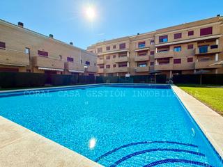 Casa adossada  Carrer dels anglesos. Adosado con piscina comunitaria en la playa de almenara