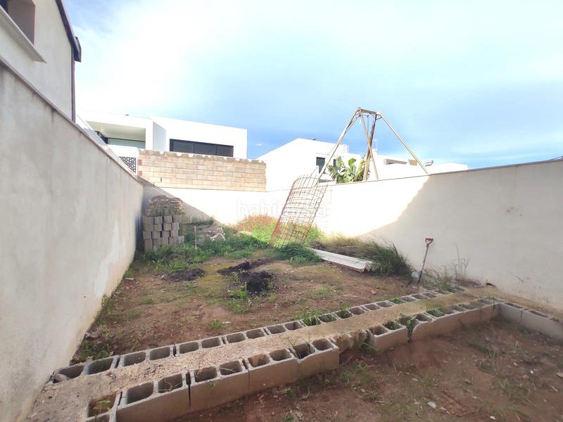 Foto 046aeb8a-28bd-465f-9893-87879c3ee8a5. Casa bifamiliare con riscaldamento parcheggio in Canet d´en Berenguer