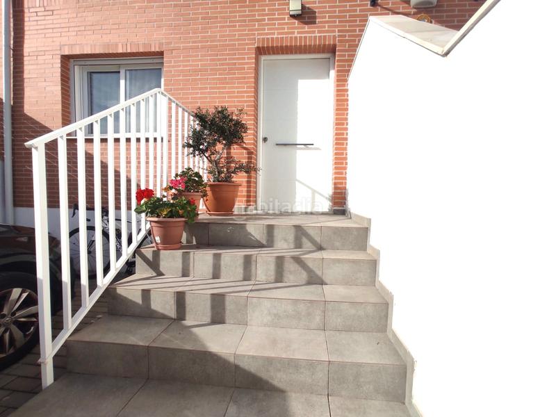 Foto b65a2421-e941-4ea5-85b9-bfd520891030. Casa bifamiliare con riscaldamento parcheggio in Canet d´en Berenguer