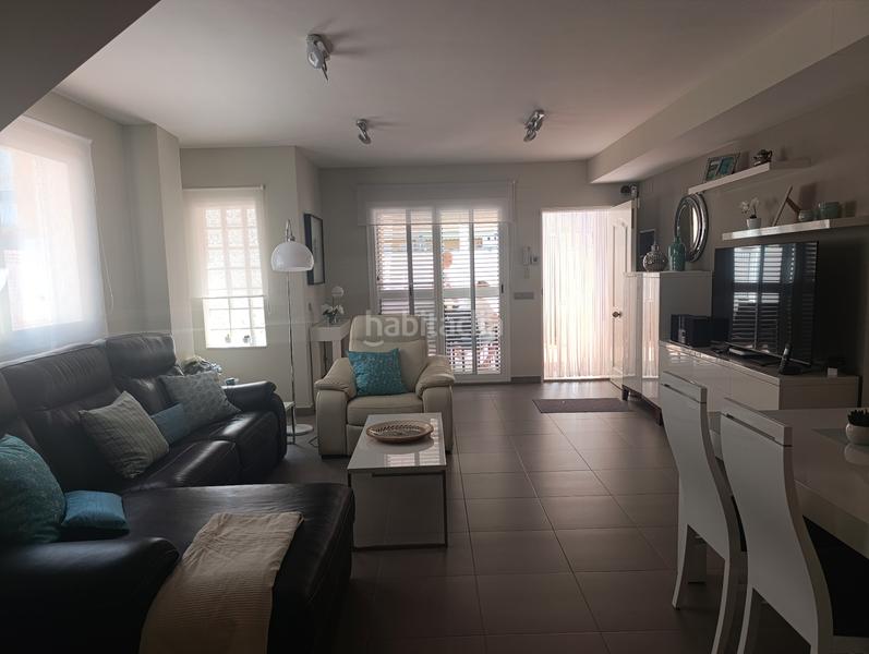 Foto 5b3ef51e-9c23-4e8e-8554-e6d5d48c0f22. Casa adosada magnifico adosado disponible para comprar en Moncofa