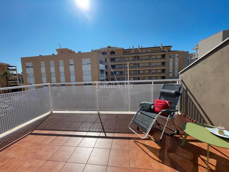Foto 68bf8aad-8a42-4910-ae04-3e1cadacfdbe. Casa adosada magnifico adosado disponible para comprar en Moncofa
