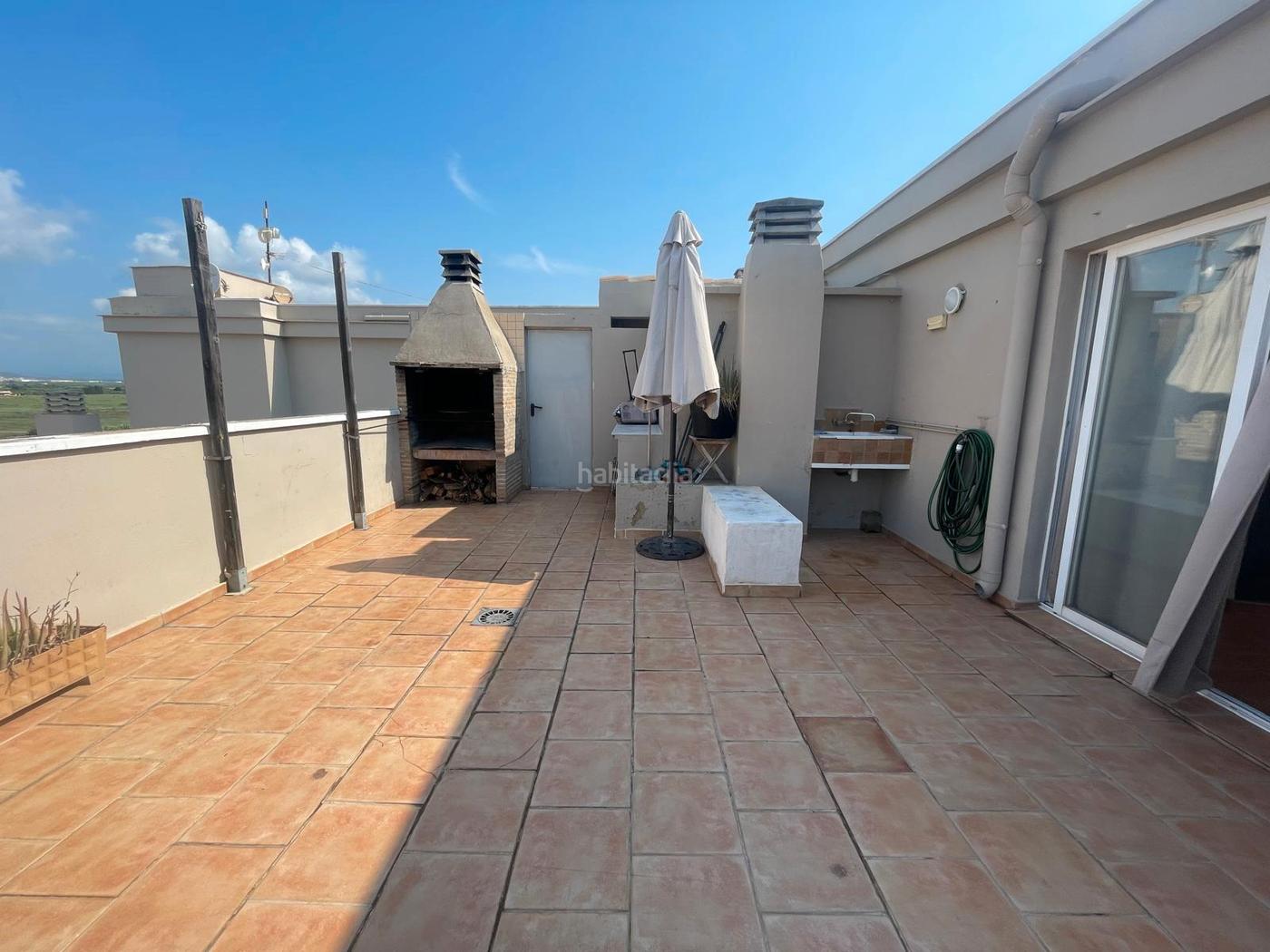 EXCELENTE TICO DUPLEX CON VISTAS AL MAR Moncofa