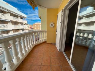 Appartement  Carrer santa pola. Apartamento a 100 metros de la playa