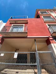 Car parking in Carrer els Dolors