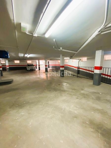 Foto 1c20f861-2431-409d-a121-93557c63d5ab. Autoparkplatz in Vall d´Uixó (la)