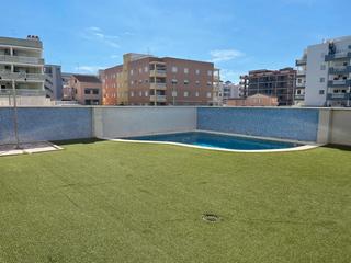 Appartement  Carrer tamarit. Apartamento con piscina