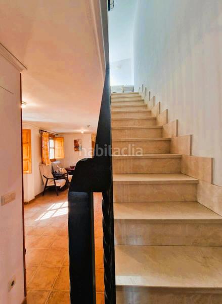 Foto 3e739f3b-00af-449d-9995-4f8521b7021d. Casa bifamiliare con parcheggio in Centro-El Castillo Sagunt