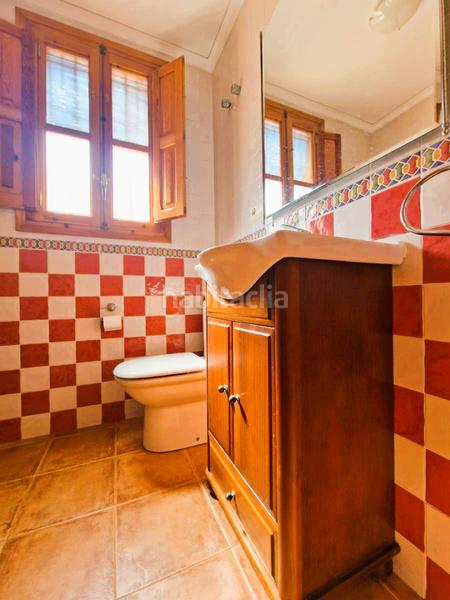 Foto e34b9308-2eac-4e65-b1d8-7684b3cdb697. Casa bifamiliare con parcheggio in Centro-El Castillo Sagunt