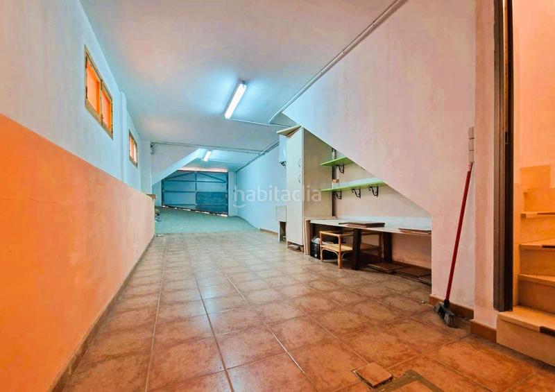 Foto 5d8cb58d-3bd4-4297-815d-2f173d5a9e67. Towny house with parking in Centro-El Castillo Sagunt