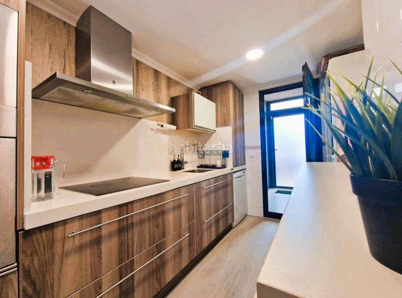 Foto 5d0c48db-df09-480c-8928-1ba1cbef62bc. Àtic amb aparcament piscina a Canet d´en Berenguer