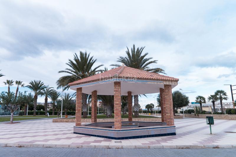 Foto 0ab0c803-9b00-41c5-b19e-652dc58f8995. Apartament amb aparcament piscina a Canet d´en Berenguer