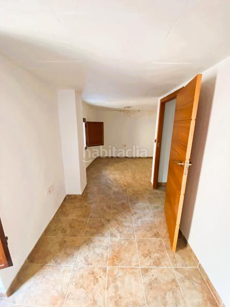 Foto 1fcb623e-0e38-46e0-928d-9d6f16cb3826. Casa adosada en Artana