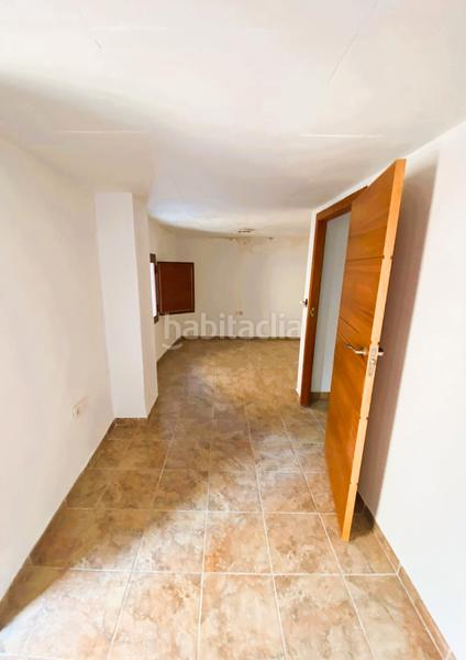 Foto 6b4cdef5-6e0d-406f-af42-35a6204e50f9. Casa adosada en Artana