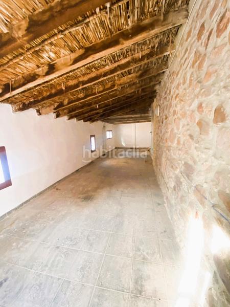 Foto 6da70450-0510-4061-9386-9c3ddf986420. Casa adosada en Artana