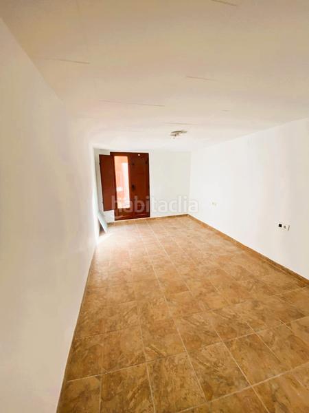 Foto 7e3fe55f-a7d7-4889-ade5-f010b19a7045. Casa adosada en Artana