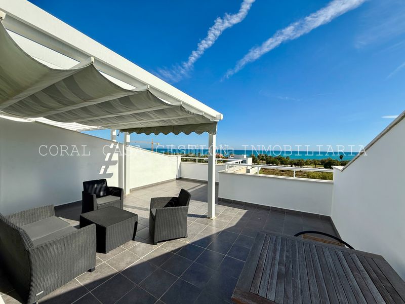 Foto dce2d854-a8a0-421b-9ada-123e0ce8da51. Àtic amb calefacció aparcament piscina a Almenara