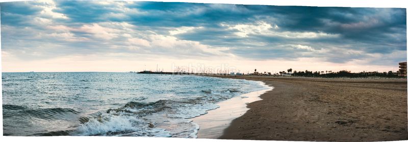 Foto 0dd34948-5b71-4da2-a875-ec11e650f64d. Casa adossada amb aparcament piscina a Corinto-Almardà Sagunt