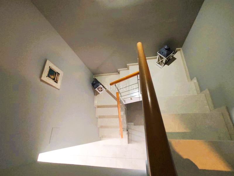 Foto 4779e2cd-51d7-4a9c-84e8-136f7da1ccf4. Casa adossada amb aparcament piscina a Corinto-Almardà Sagunt