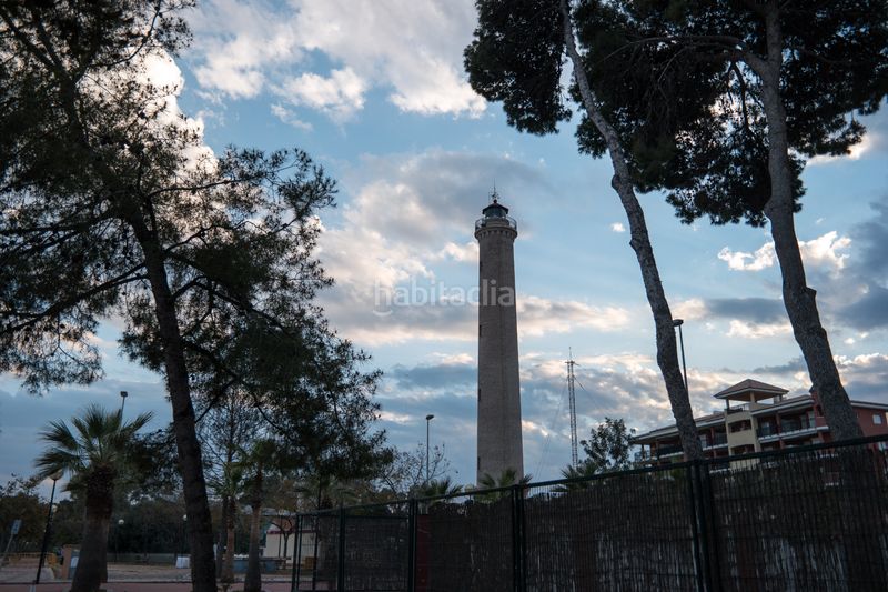 Foto 6ee56413-b8ee-4b33-976a-c389e74d9b4c. Casa adossada amb aparcament piscina a Corinto-Almardà Sagunt