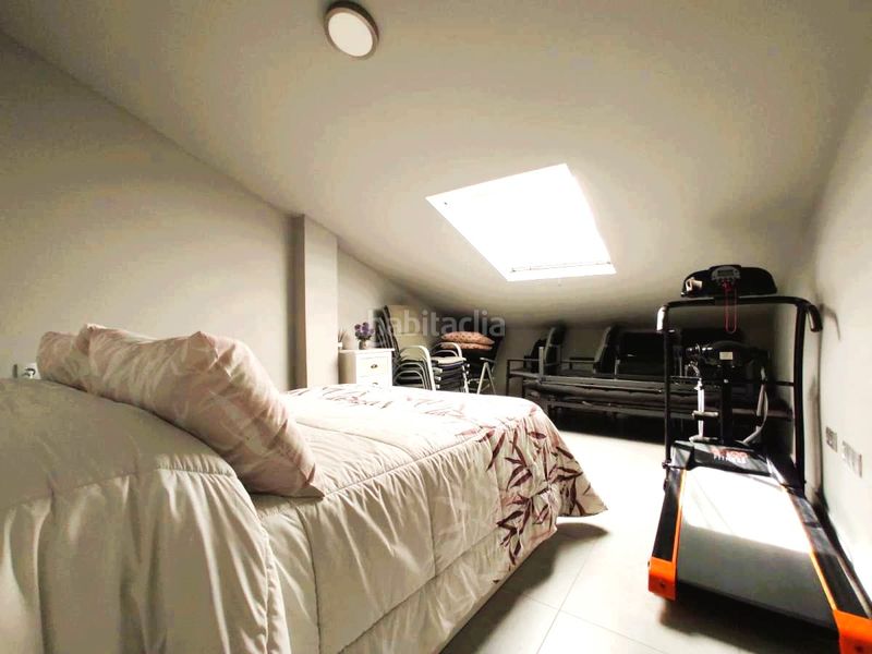 Foto f66d6618-4234-476f-a2bf-9c6e81c32775. Casa adossada amb aparcament piscina a Corinto-Almardà Sagunt