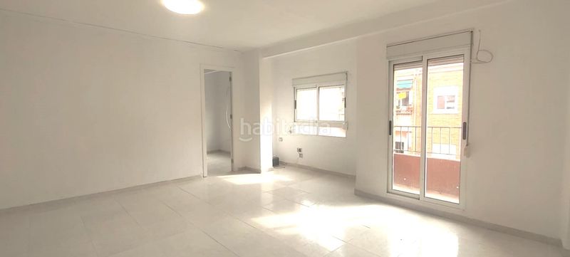 Foto ead82adb-4c37-42ce-8e31-987a98049be3. Pis a Els Orriols Valencia