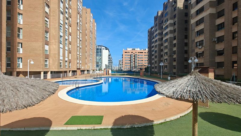 Foto a12be554-7ddc-4bc8-9311-f6872c8e3ef1. Piso en Sant Llorenç - Zona Alfahuir Valencia