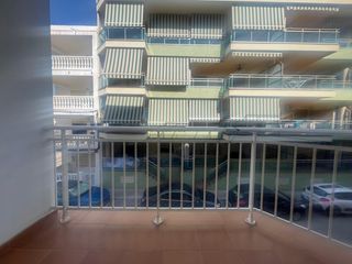 Apartament  Carrer isaac peral 13g. Apartamento a 50 metros de la playa