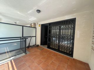 Apartament  Carrer peruga. Excelente apartamento   con la cocina reformada