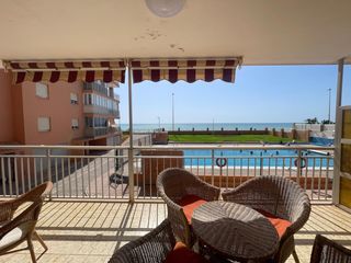 Appartement  Camí de les serratelles 181. Apartamento en la playa en 1º linea