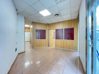 Business premise in Centre. Local junto calle irlanda