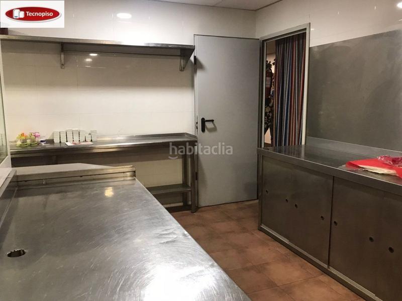 Foto 2273d9cc-1da2-4b4d-bab2-8391f234c1f5. Alquiler local comercial restaurante c3 en traspaso en Barcelona