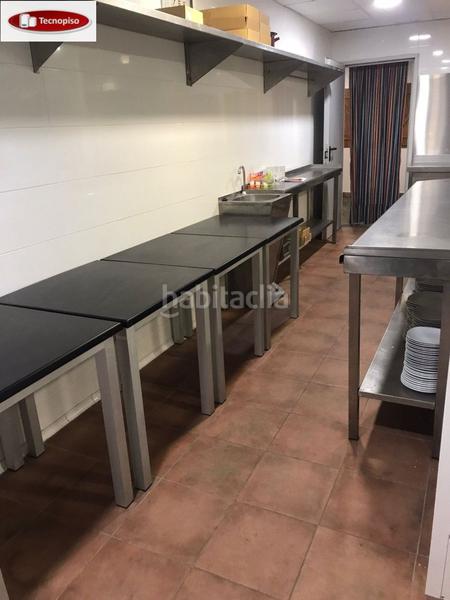 Foto 337d04cc-7f1f-486d-94b4-1ce5943e2397. Alquiler local comercial restaurante c3 en traspaso en Barcelona