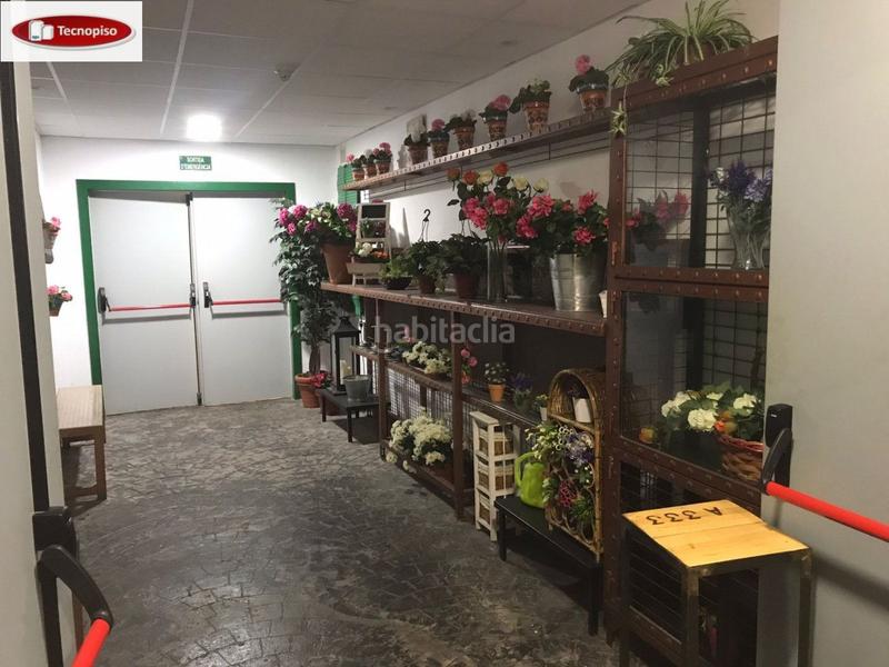 Foto 3b27f273-f36f-47a5-a791-21e15a45ad77. Alquiler local comercial restaurante c3 en traspaso en Barcelona
