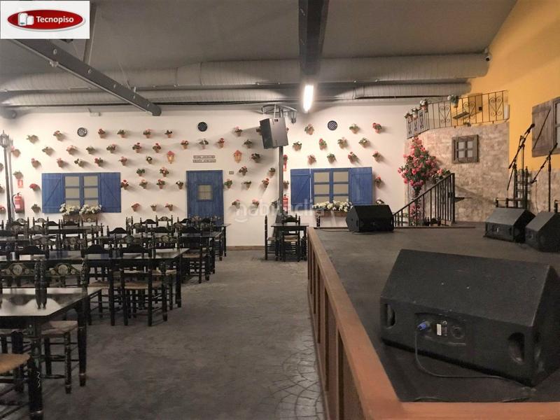 Foto 840ab62b-cf6e-48dd-9ee1-2e302e5fa5a8. Alquiler local comercial restaurante c3 en traspaso en Barcelona