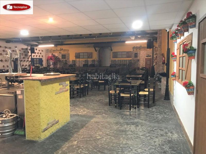 Foto c1426328-0285-46d8-be1d-5dfc0becf3c0. Alquiler local comercial restaurante c3 en traspaso en Barcelona